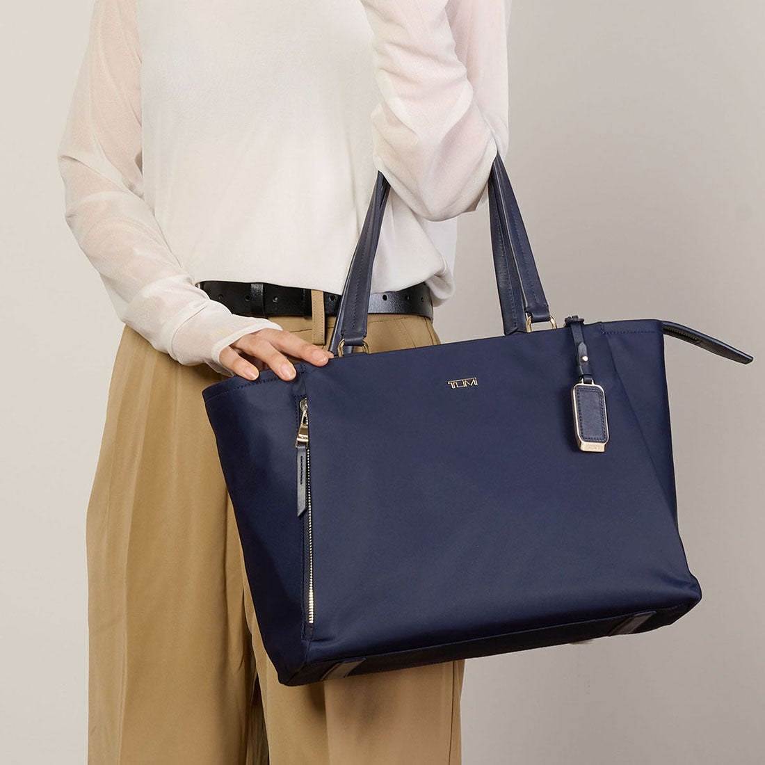 トゥミ TUMI トートバッグ ボヤジュール ヴァレッタ ミディアム