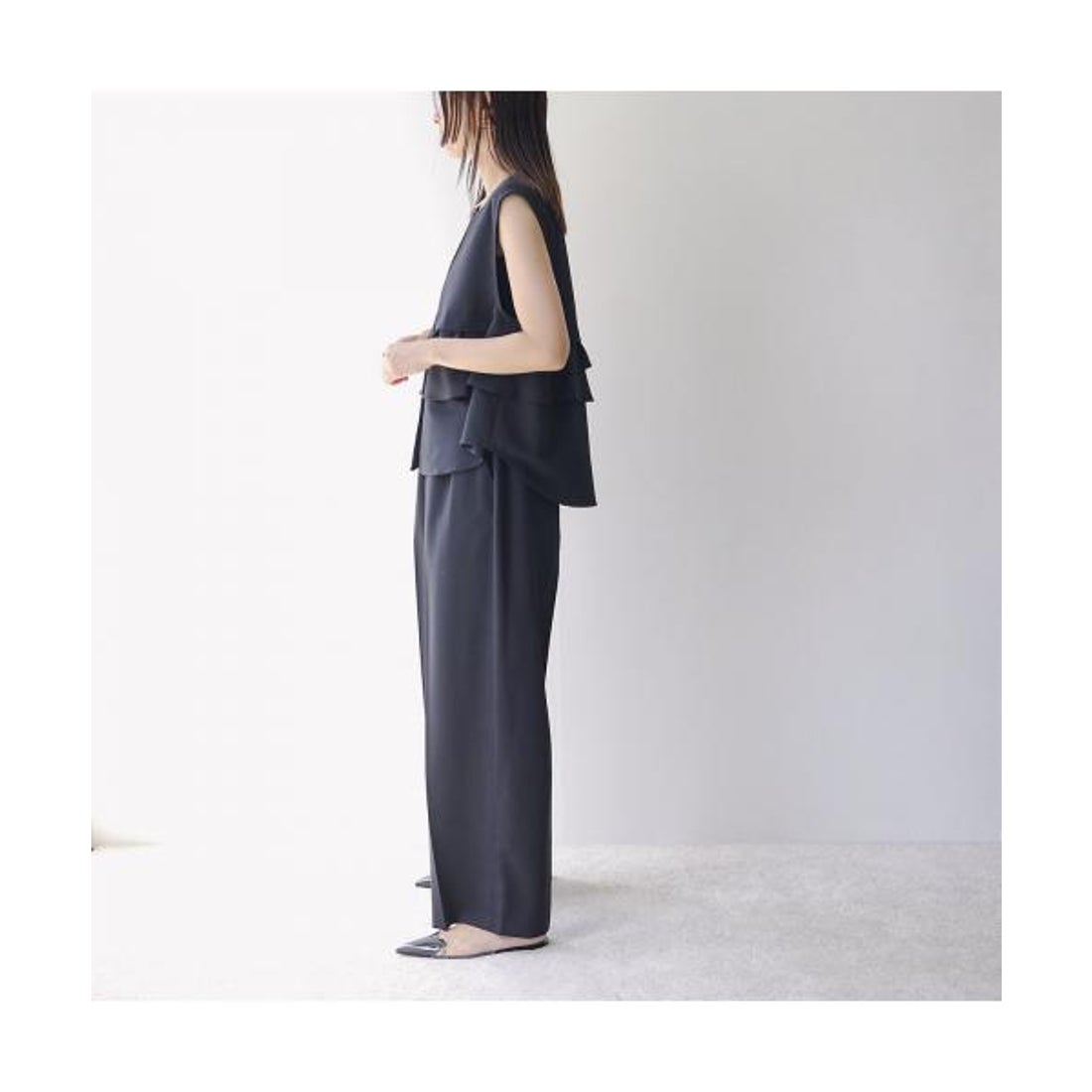 【本日限定お値下げ】エメイン　ラップテーラードジレ　チャコール エイミー ロウ Eimee Law Eimee Law セットアップ 84296F フリル ジレ
