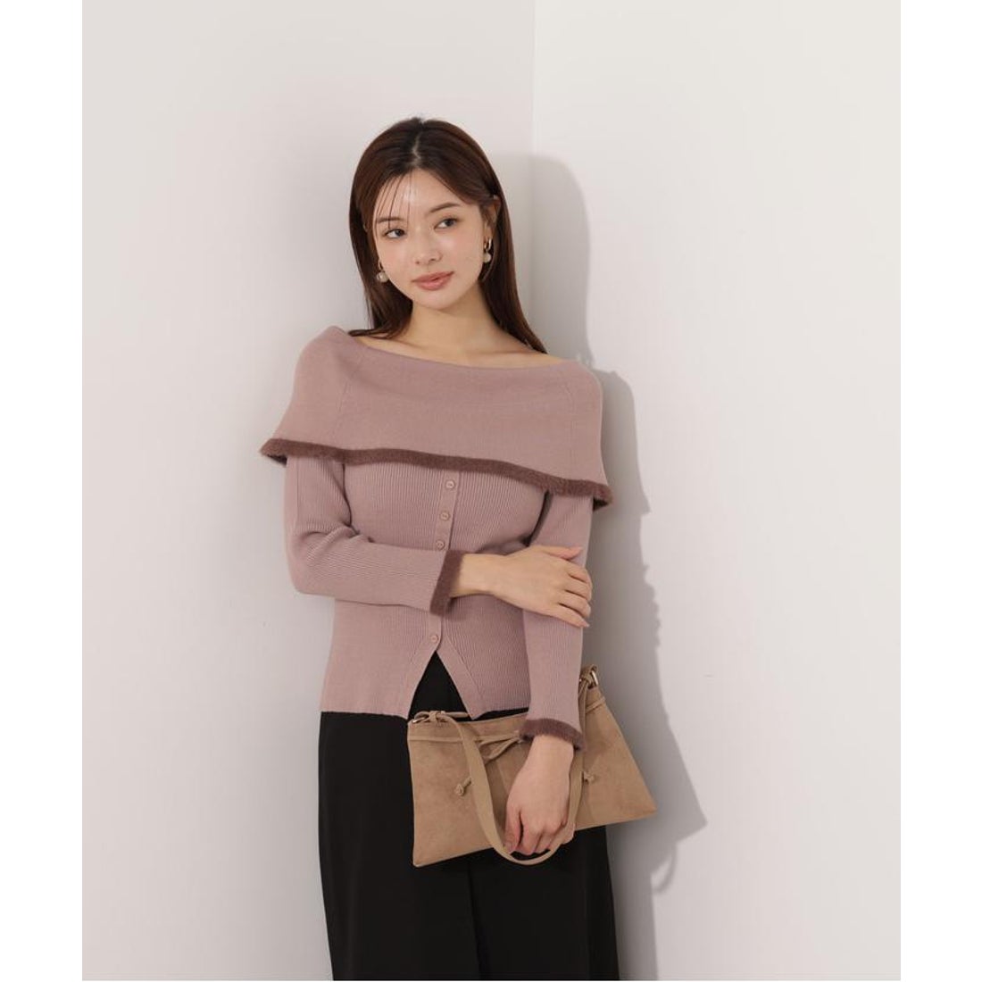 プロポーションボディドレッシング PROPORTION BODY DRESSING ポイントフェザーオフショルニット （ベージュ ...