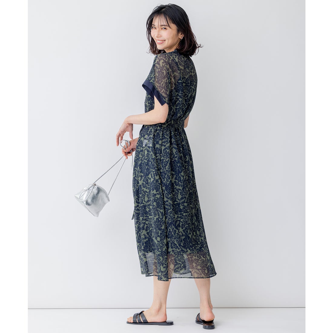 23区 【蛯原友里さん着用】ボタニカルプリント フレア ワンピース 