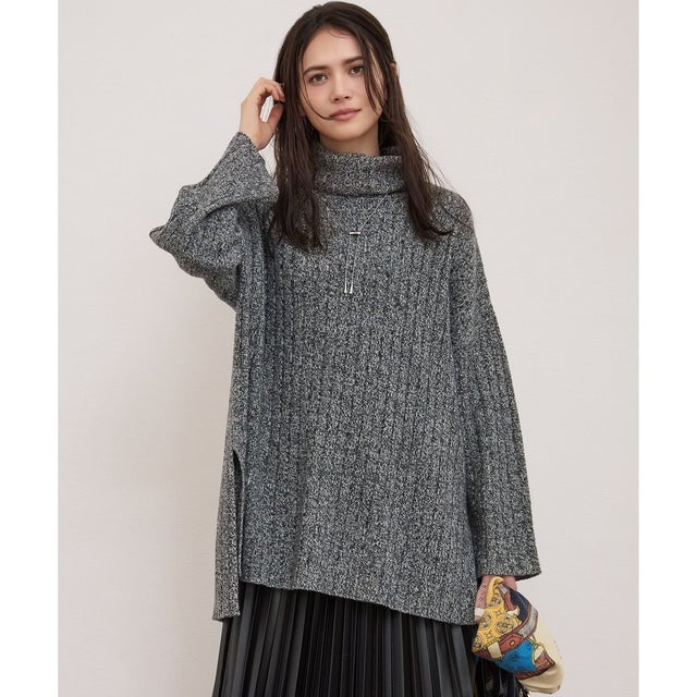 【SLOW/一部店舗限定】ウールベーシック ワイドリブ タートルネック ニット （チャコール系）