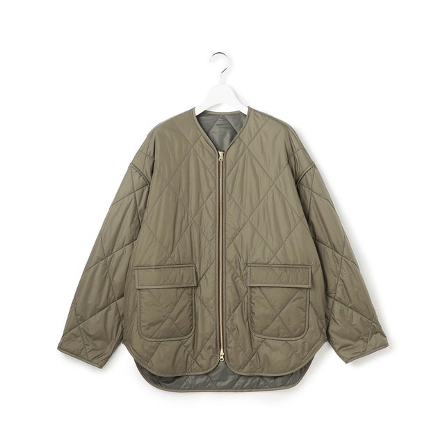 【SLOW/一部店舗限定】ノーカラー パデットアウター （カーキ系）