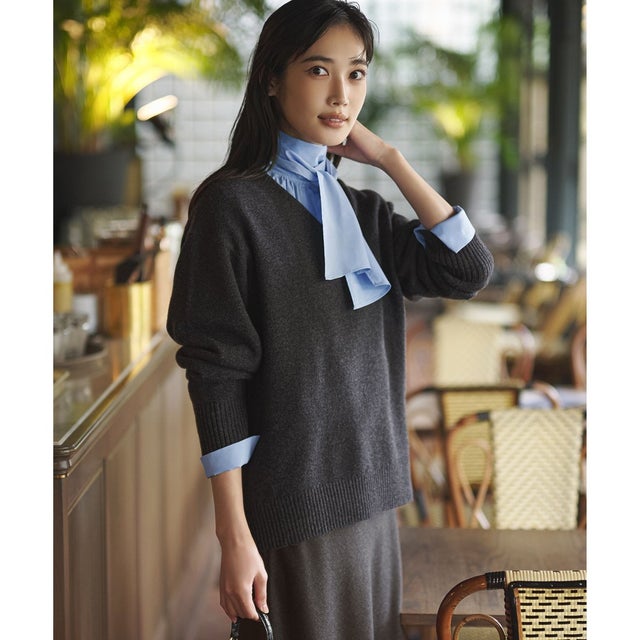 【洗える】カシミヤブレンド Vネック ニット （グレー系）