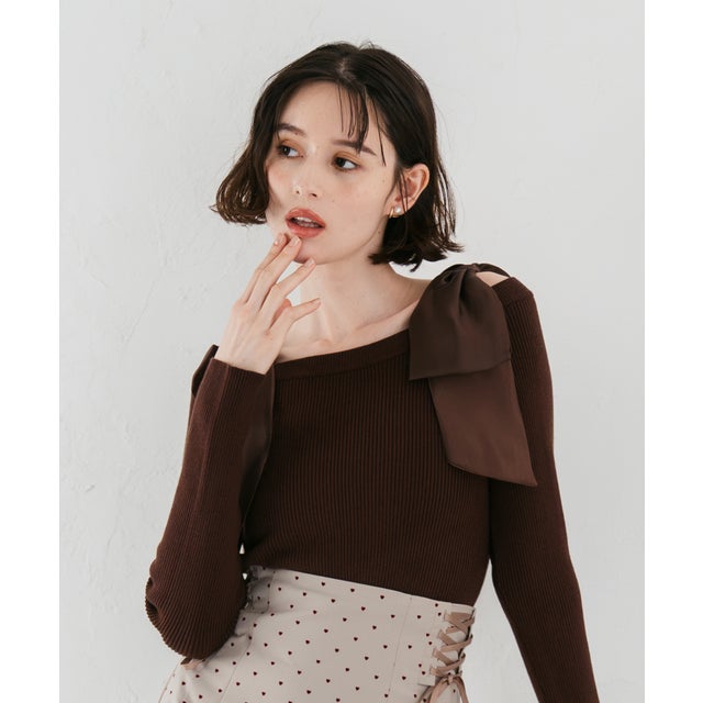 2025秋冬新作 肩リボンシアーニット TT548304 （BROWN）
