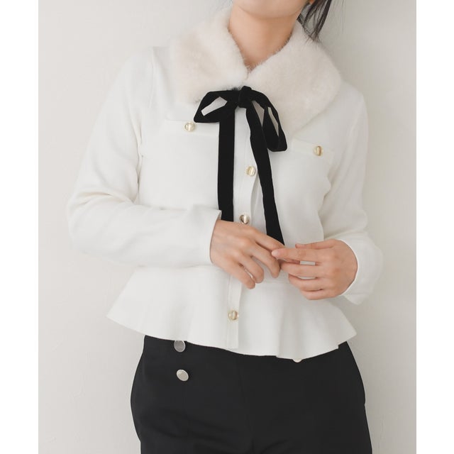 2026秋冬新作 ファーティペット付きペプラムニットカーディガン TT638403 （OFF-WHITE）