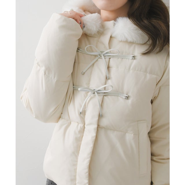 2026秋冬新作 リボンダッフルショートダウン TT648603 （OFF-WHITE）