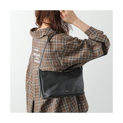 APC A.P.C. ショルダーバッグ sac vera shoulder PXCBL F61974 （LZZ/NOIR/ブラック）｜詳細画像