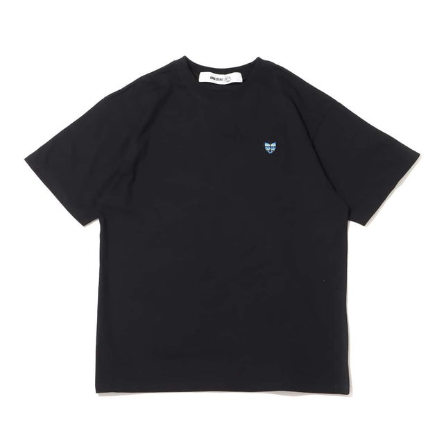 
                    NYC 蝶刺繍ベーシックTシャツ (BLACK) （ブラック）