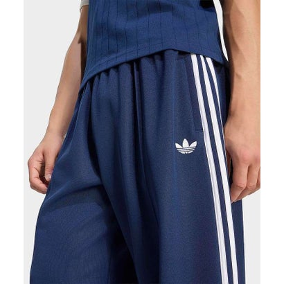 【adidas / アディダス】BAGGY TRACK PANTS / バギート （ダークネイビー）｜詳細画像
