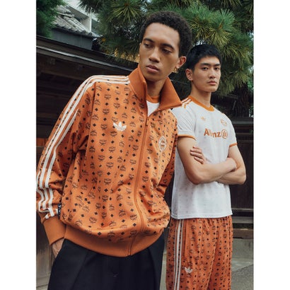 バイエルンミュンヘン × MCM トレーニングトップ｜詳細画像