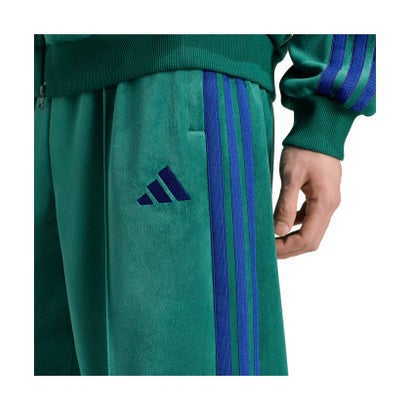アディダス adidas スタジアム ルーズフィット ベロア フルレングス オープンヘム トラックパンツ  DWB95 （KV5902 カレッジグリーン）｜詳細画像