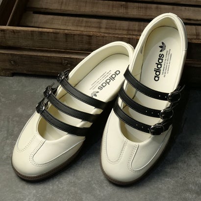SAMBA BALLET W off-white/core-black/GUM5 [LC5443] （off-white/core-black/GUM5）｜詳細画像