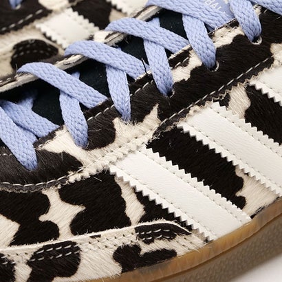 HANDBALL SPEZIAL W コアブラック/オフホワイト/チョークブルー [KI2183] （コアブラック/オフホワイト/チョークブルー）｜詳細画像