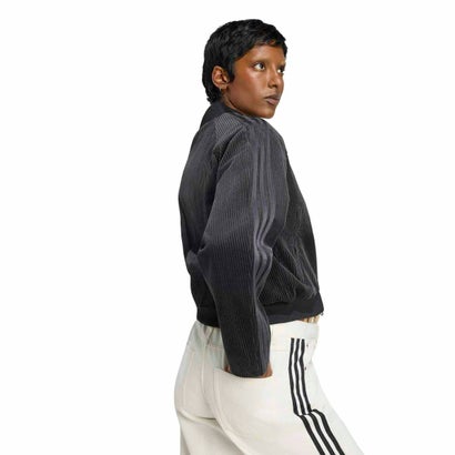 コーデュロイ SST トラックトップ（CORDUROY SST TRACK TOP） （Black / Utility Black）｜詳細画像