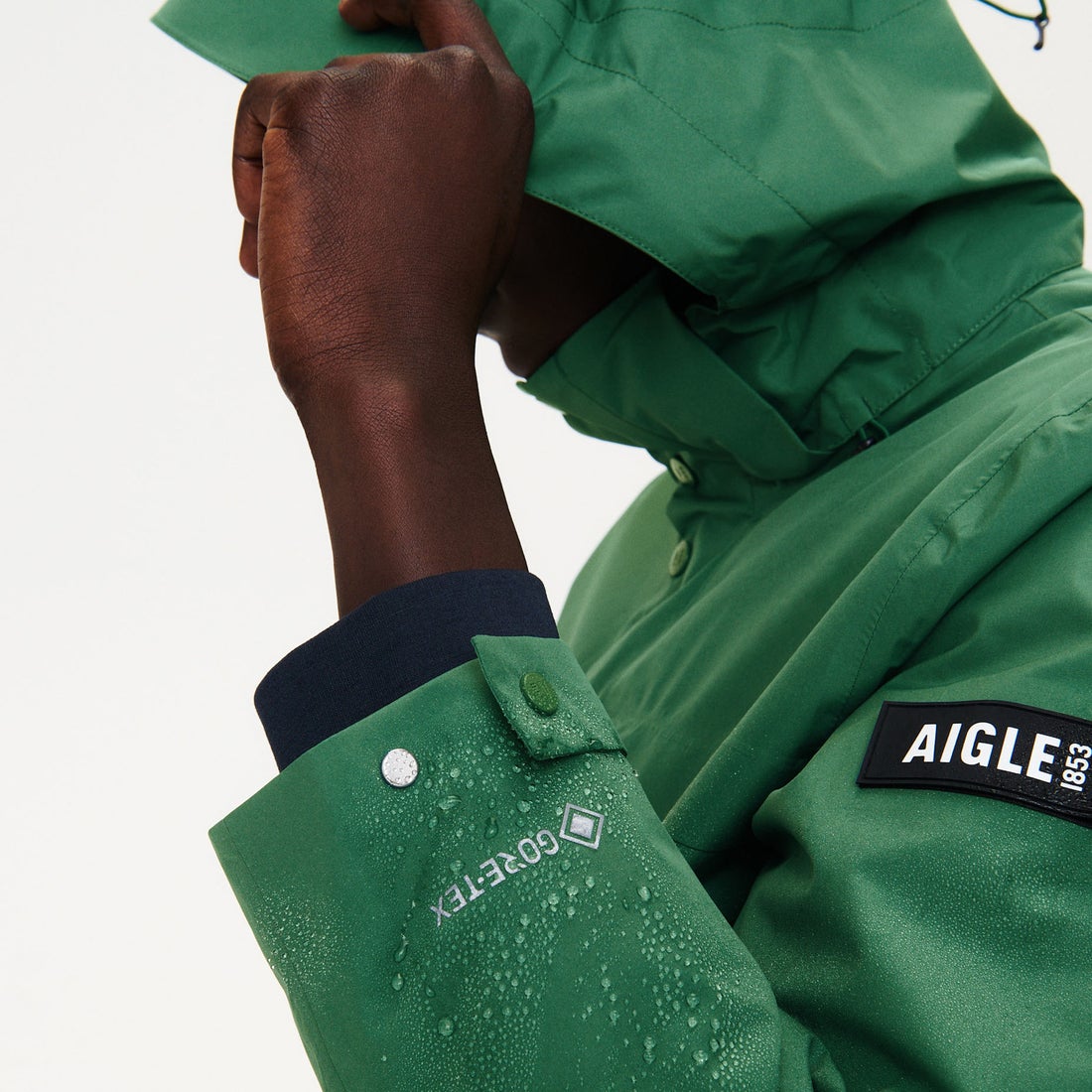 エーグル AIGLE ゴアテックス フーデッドフラップポケットジャケット 