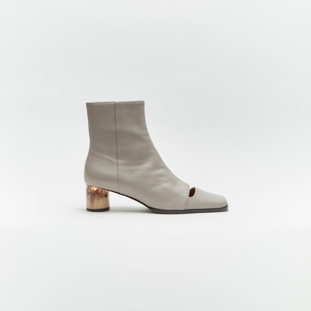HARP LEATHER BOOTS （LIGHT GRAY）