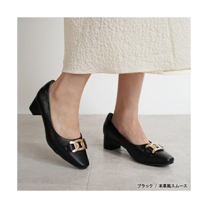 パンプス 走れる レイン シューズ 防水 痛くない 歩きやすい チェーンバックル スクエアトゥ 4.5cm 太ヒール チャンキーヒール ビジネス 通勤 きれいめ （サンドグレー（本革風スムース））｜詳細画像