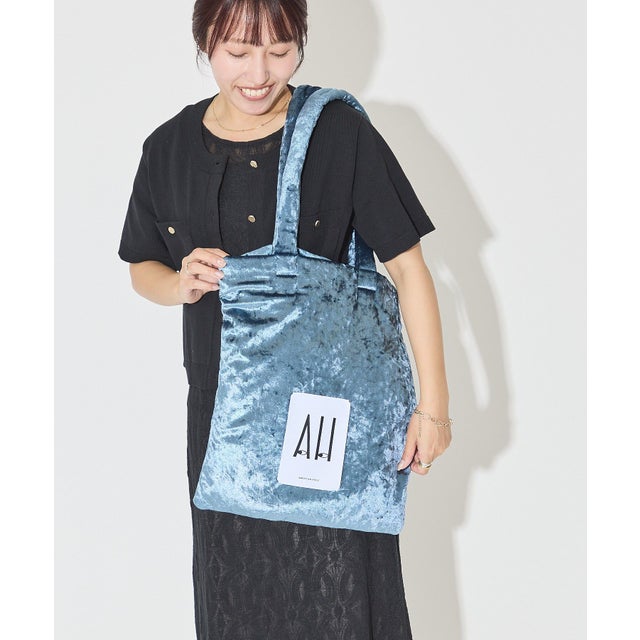 26AWパテッドホリホリトートバッグ （ブルー）