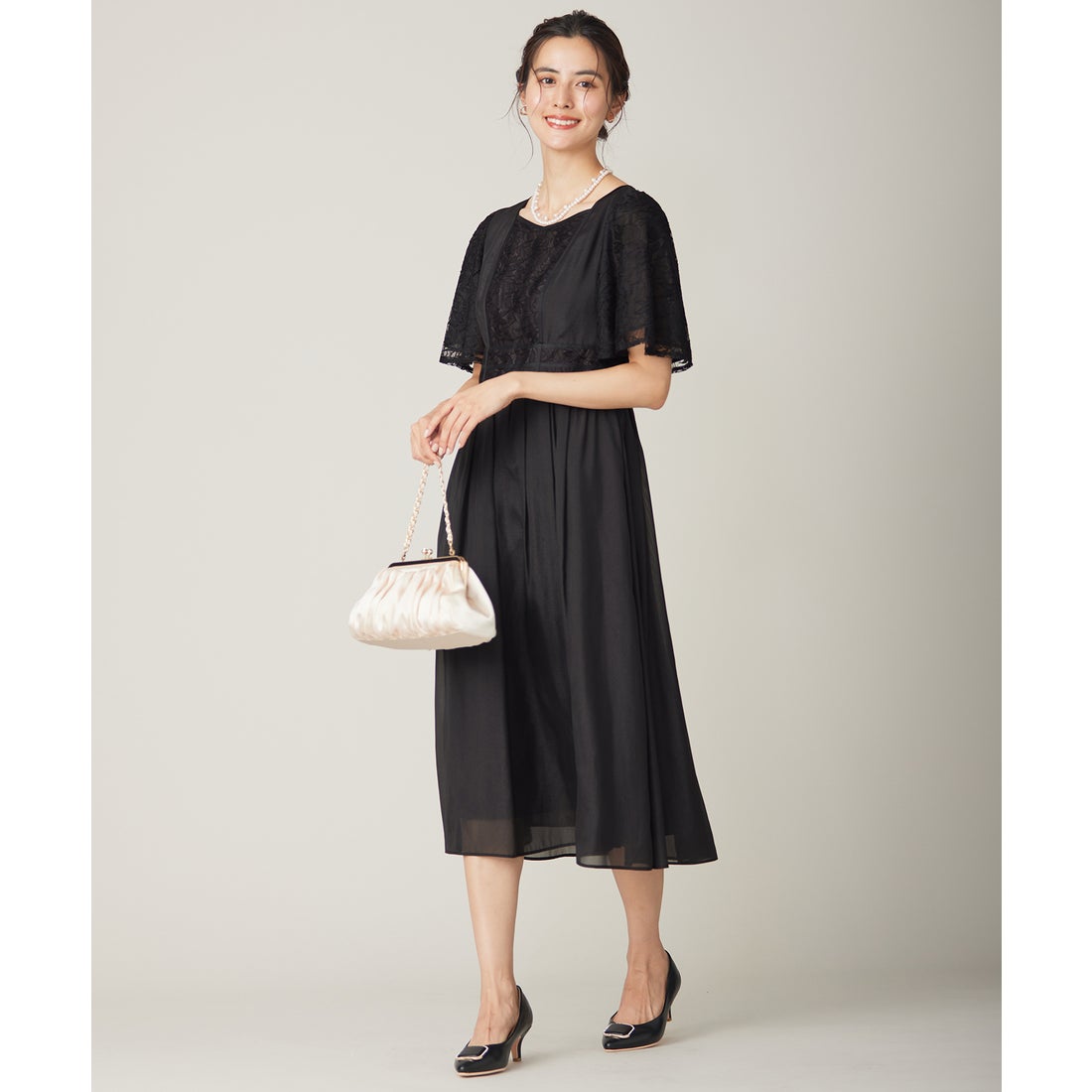 any SiS 【Lily Calin】グレースフレアスリーブ ドレス （ブラック） -ファッション通販 FASHION WALKER