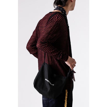AD MEDIUM SHOULDER BAG WITH ADJUSTABLE STRAP TEENAGE APOCALYPSE PRINT（Black）｜詳細画像