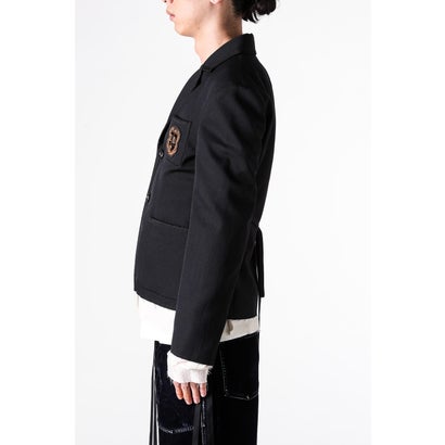 PETON DESTRUCTURED SLIM FIT CONTRAST EDGE BLAZER WITH EMBROIDERED EMBLEM（Black）｜詳細画像