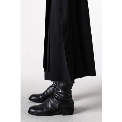 JEPPE PLEATED CROPPED TROUSERS（Black）｜詳細画像
