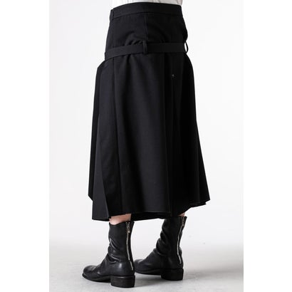 JEPPE PLEATED CROPPED TROUSERS（Black）｜詳細画像