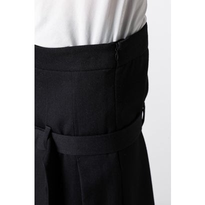 JEPPE PLEATED CROPPED TROUSERS（Black）｜詳細画像