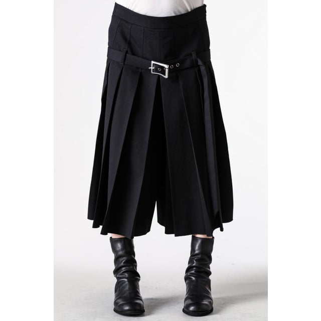 JEPPE PLEATED CROPPED TROUSERS（Black）