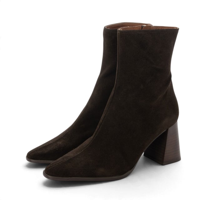 フレアヒールセンターシームブーツ （ダークブラウンスウェード）