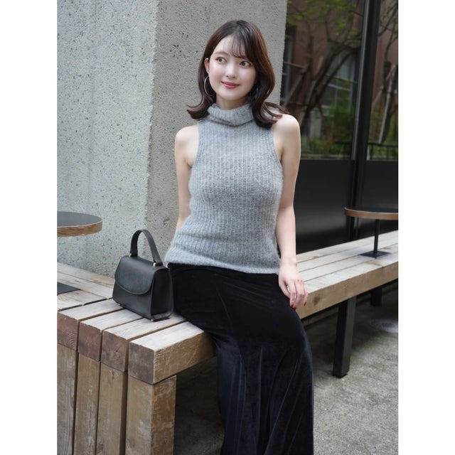 アルパカノースリーブニットトップス （GREY）