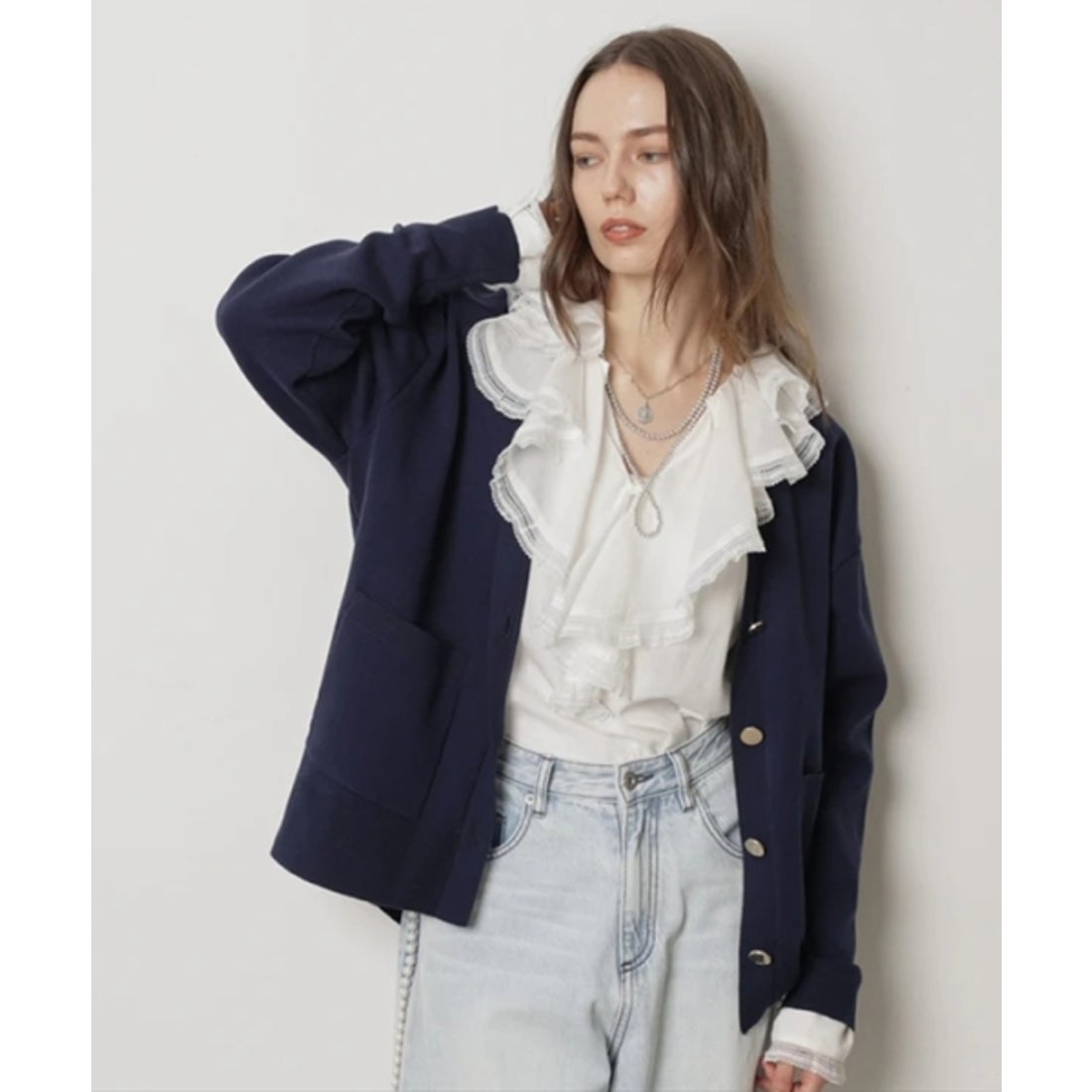 カデュネ CADUNE ラッフルブラウス （紺） -ファッション通販 FASHION 