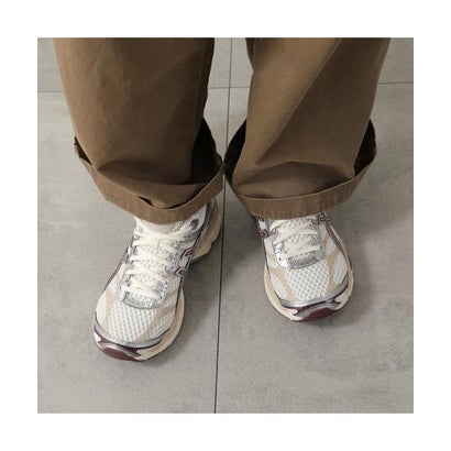 ASICS スニーカー GELーCUMULUS 16 1203A733 （104/CREAM/BENIIMO-PURPLE）｜詳細画像