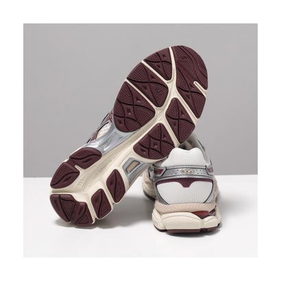 ASICS スニーカー GELーCUMULUS 16 1203A733 （104/CREAM/BENIIMO-PURPLE）｜詳細画像