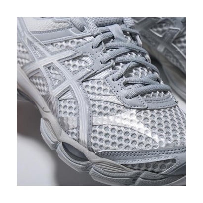 ASICS スニーカー GEL-CUMULUS 16 1203A733 （024/GLACIER-GREY/PURE-SIL）｜詳細画像