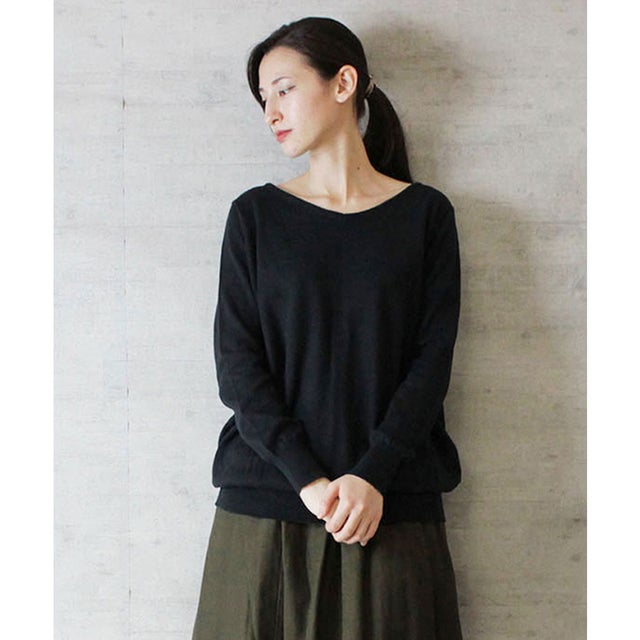 Vネックワイドリブ綿ニット （BLACK）