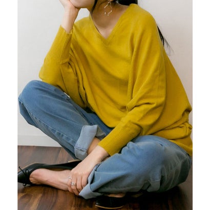 アットワン atONE Vネックドルマン綿ニット （MUSTARD）｜詳細画像