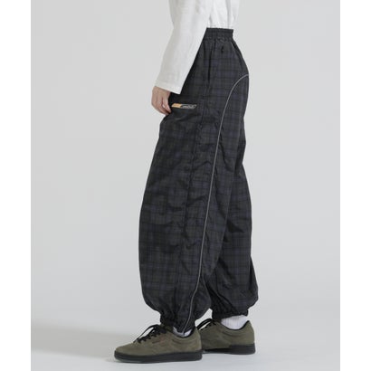 ★×Reebok TRAINING PANTS （オリーブ）｜詳細画像