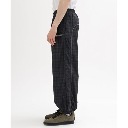 《AVIREX × Reebok》TRAINING PANTS ”MODERN SAGE COLLECTION” （ネイビー）｜詳細画像