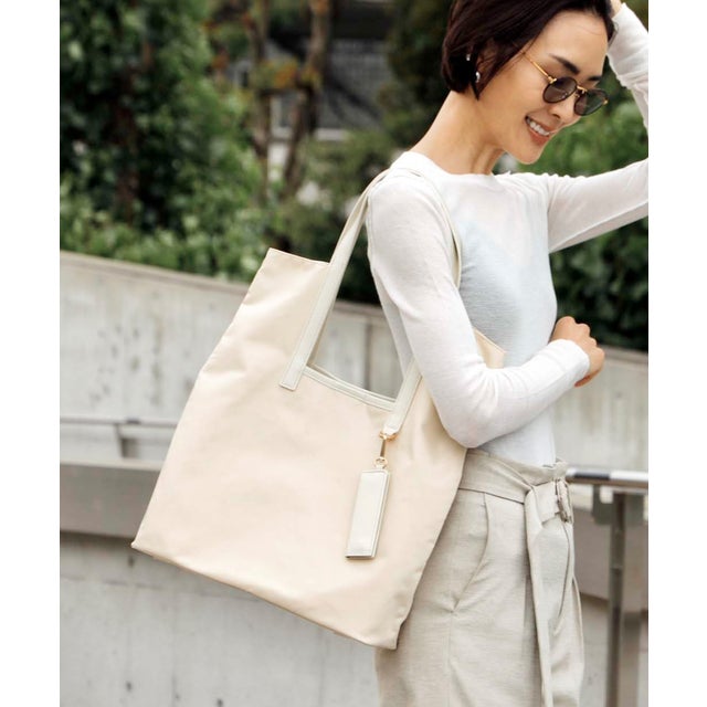 A-TOTE NYLON （OFFWHITE）
