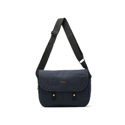 ショルダーバッグ ブランド おしゃれ ショルダー フラップ PC収納 横型 綿 コットン A4 9.3L TRANSPORT RIEVER CROSSBODY BAG UBA0745 （navy）｜詳細画像