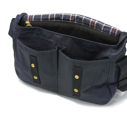 ショルダーバッグ ブランド おしゃれ ショルダー フラップ PC収納 横型 綿 コットン A4 9.3L TRANSPORT RIEVER CROSSBODY BAG UBA0745 （navy）｜詳細画像