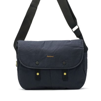ショルダーバッグ ブランド おしゃれ ショルダー フラップ PC収納 横型 綿 コットン A4 9.3L TRANSPORT RIEVER CROSSBODY BAG UBA0745 （navy）｜詳細画像