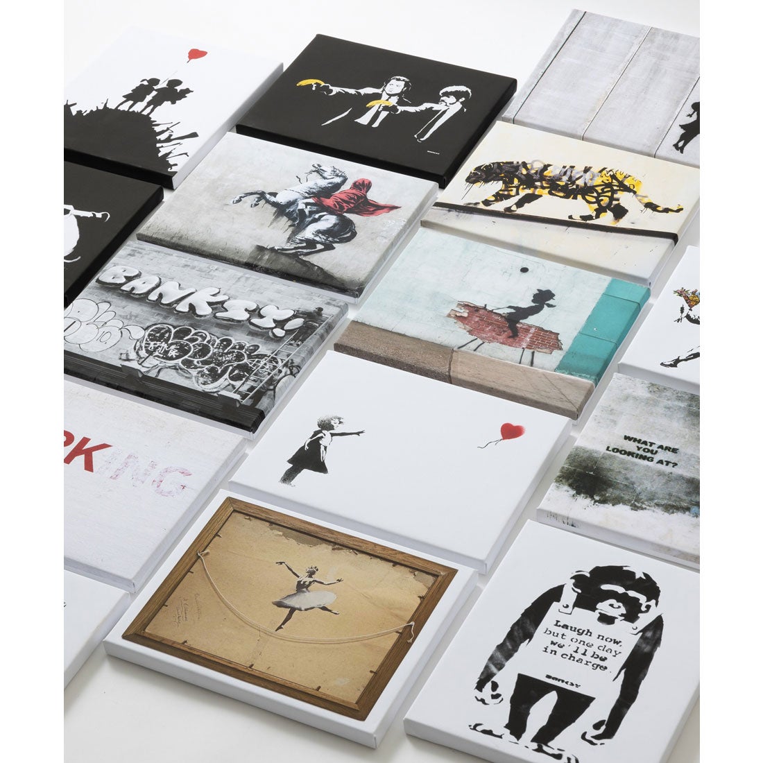 【BANKSY】バンクシー　アートファインボード キャンバス3点セット バンクシー Banksy バンクシー 小さめ アートキャンバスパネル