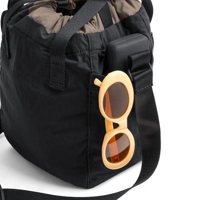 ベルロイ bellroy 正規品6年保証 ショルダーバッグ メンズ レディース 軽量 斜めがけ トート バッグ 斜め掛け おしゃれ ナイロン シンプル 耐水性 巾着バッグ A5 9L Cinch Bucket Bag BHTA （Oat）｜詳細画像