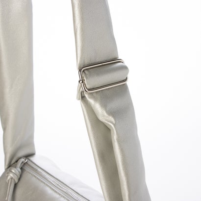 ベース BASE 【 500mlペットボトル収納可 】マルチWAY ワンハンドル パファー ショルダーバッグ / ユニセックス （ベージュ）｜詳細画像