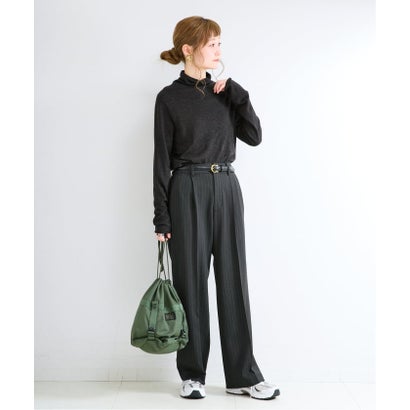 《予約》【WEB先行販売+一部店舗限定】手洗い可 / ハイネックプルオーバー （ブラウン）｜詳細画像