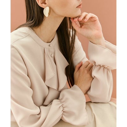 BEIGE, 【WEB限定・洗える】CLARION / バンドカラーフリルブラウス （Navy）｜詳細画像