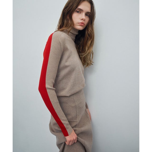 【新色追加】LA MONNAIE /  カラーブロッキングタートルニット （D.Taupe ×Red）