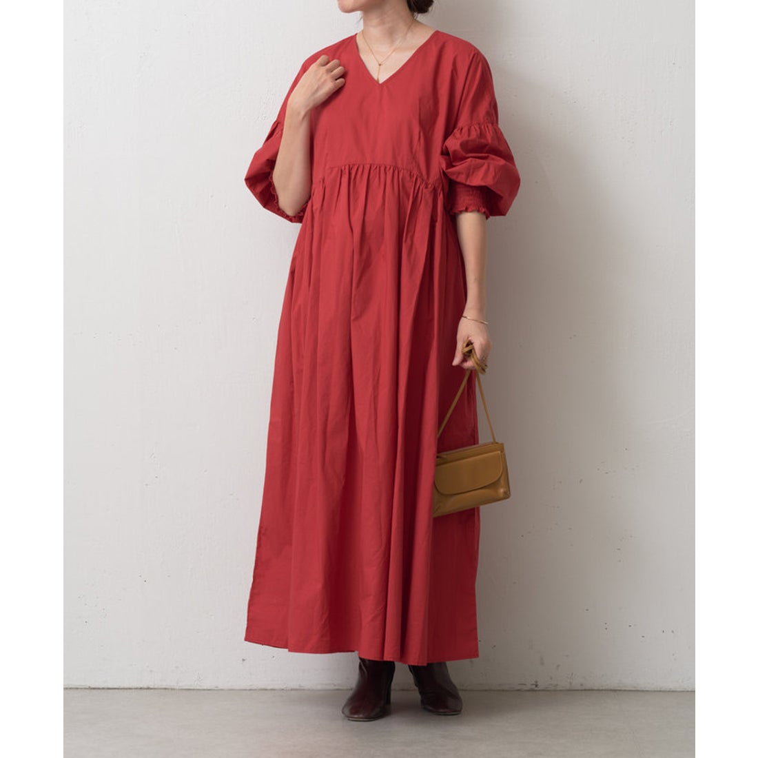 ビアズリー BEARDSLEY Vネックギャザーワンピ （khaki） -ファッション 